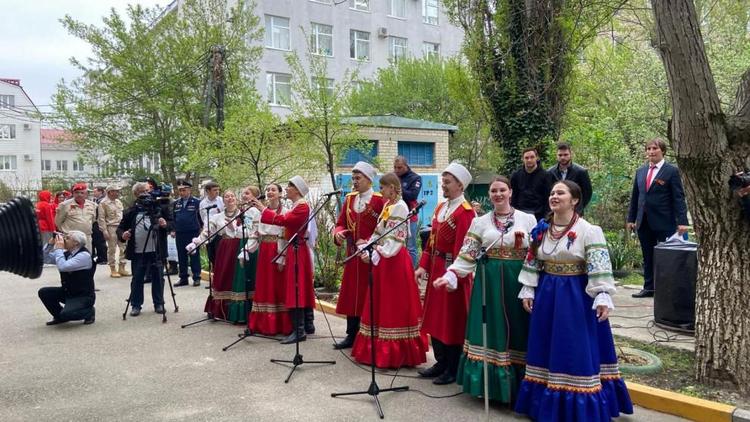 На Ставрополье концертно-фронтовые бригады поздравляют ветеранов