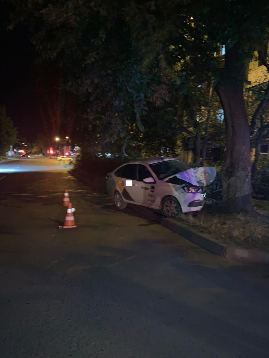 В Будённовске в ДТП пострадали пешеход и водитель | Ставропольская правда