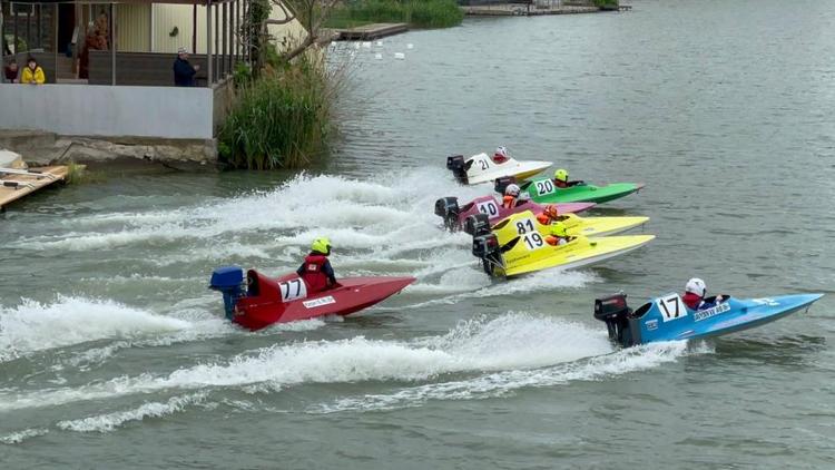 Ставропольские спортсмены отличились на водной глади Краснодара