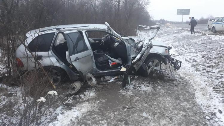 В перевернувшемся внедорожнике погибла жительница Невинномысска