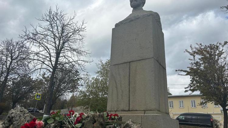 Памяти осетинского поэта Коста Хетагурова посвятили мероприятия в Ставрополе