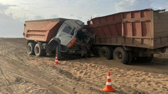 Два человека пострадали в ДТП с КамАЗами в Будённовском округе