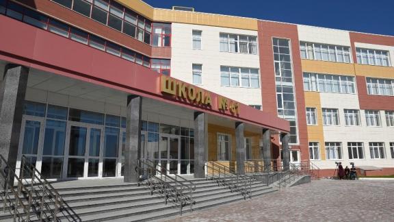 В отношении учеников и педагогов недопустимы ограничения по признаку вакцинирования, считают в «Единой России»