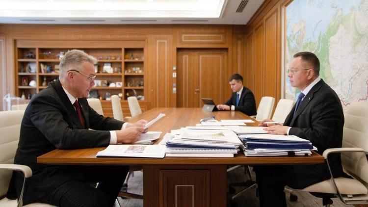 Министр ЖКХ и строительства РФ встретился с губернатором Ставрополья