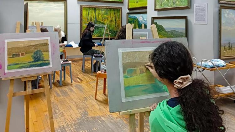 В Ставрополе представят лучшие работы конкурса имени Гречишкина