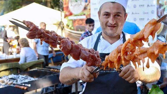 Лучшие повара Пятигорска раскрыли желающим секреты изысканных блюд