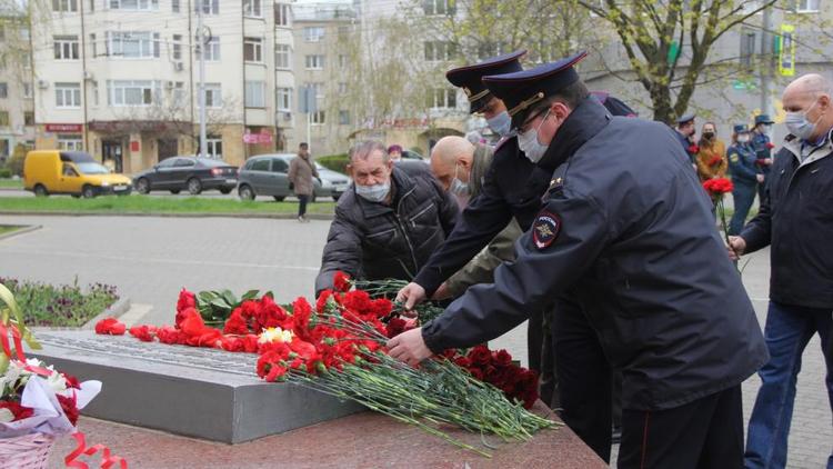 В Ставрополе почтили память погибших ликвидаторов Чернобыльской трагедии