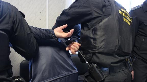 Судебные приставы Новоалександровского района передали в полицию угонщика автомобиля