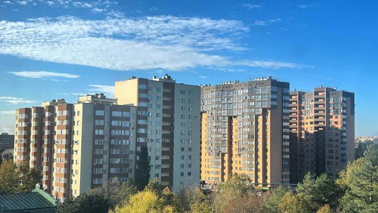 Около сотни крыш отремонтировали на Ставрополье с начала года