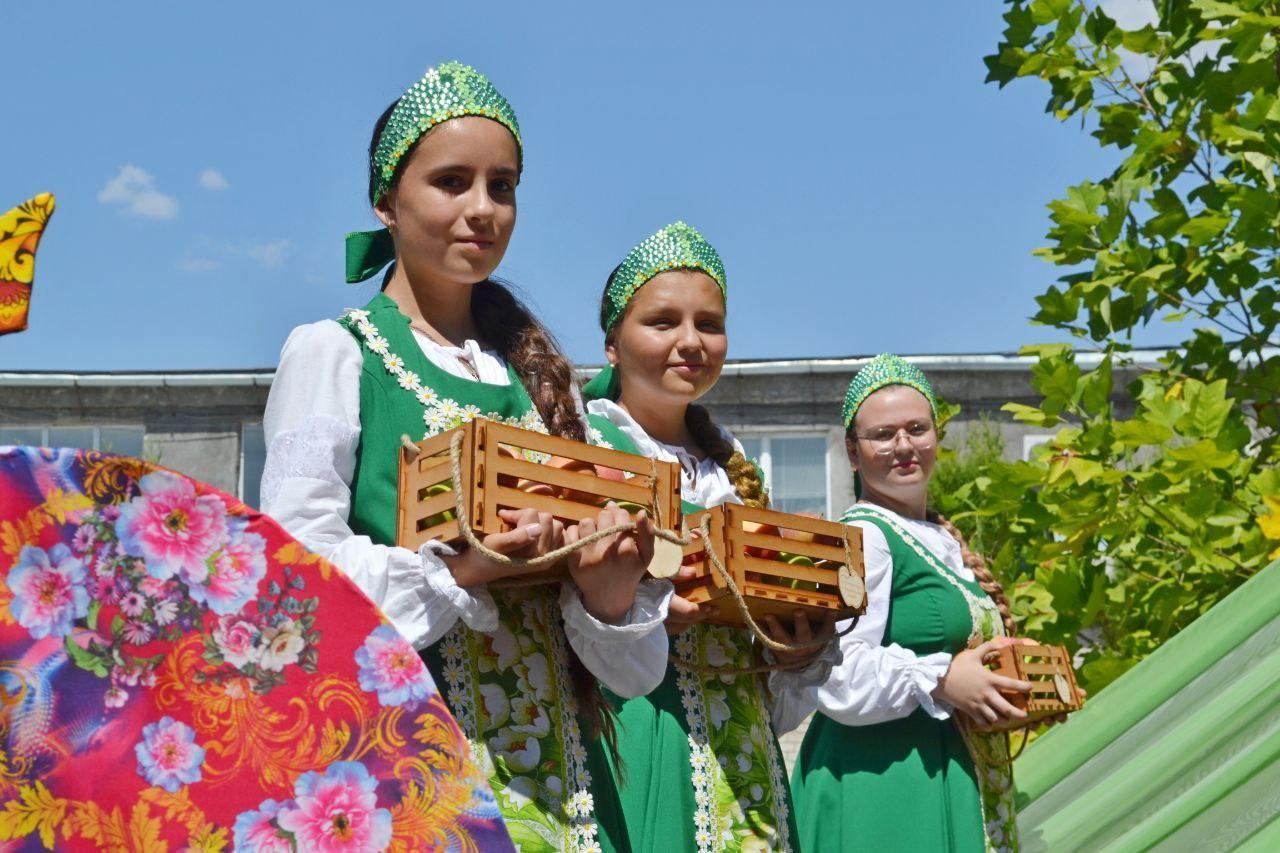 В Георгиевске провели конкурс «Самое большое яблоко» | Ставропольская правда