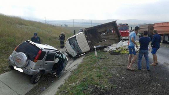 2 человека погибли, 12 ранены в восьми ДТП за один день на Ставрополье