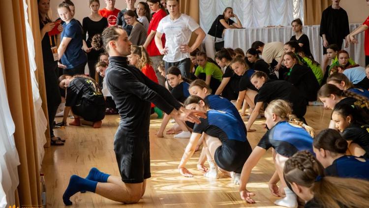 В Ставрополе на фестивале «Школьная весна» прошла образовательная программа 