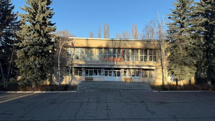 В Кисловодске в 2026 году в рамках нацпроекта реконструируют школу