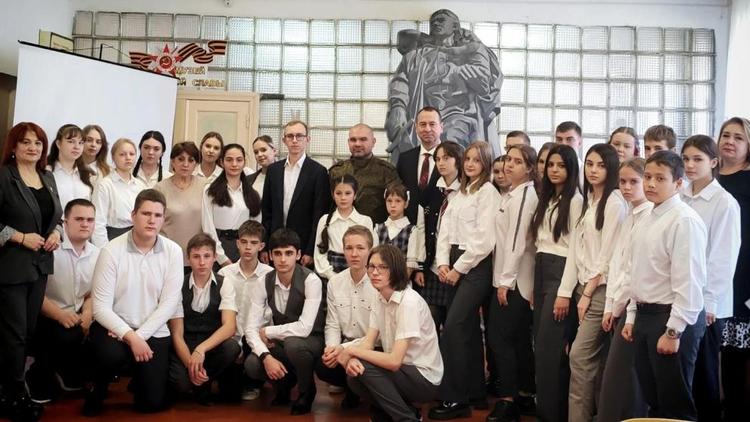 Ставропольские депутаты провели «Урок мужества»