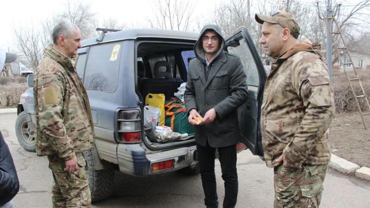 Автоволонтёры Ставрополя доставили посылки бойцам на передовую 