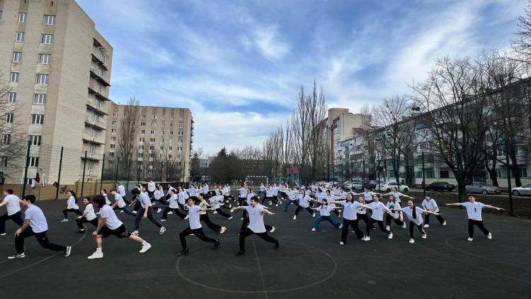 Жители Ставрополья участвуют в марафоне «Сила России»