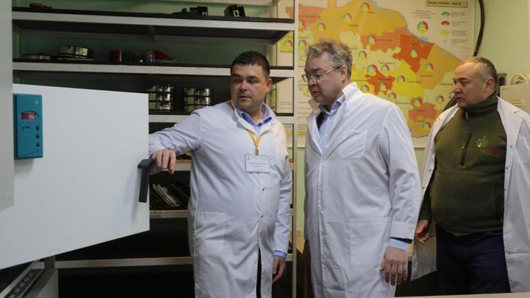 Владимир Владимиров посетил Исследовательский центр компетенций по садоводству и питомниководству