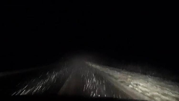 Снег и нулевая температура осложнили движение на дорогах Ставрополья