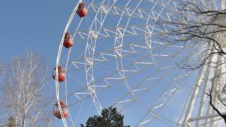 В парке Победы Ессентуков установлено самое высокое на Северном Кавказе колесо обозрения
