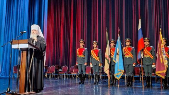 Митрополит Кирилл поздравил Суворовские и Нахимовские училища с 80-летием со дня основания