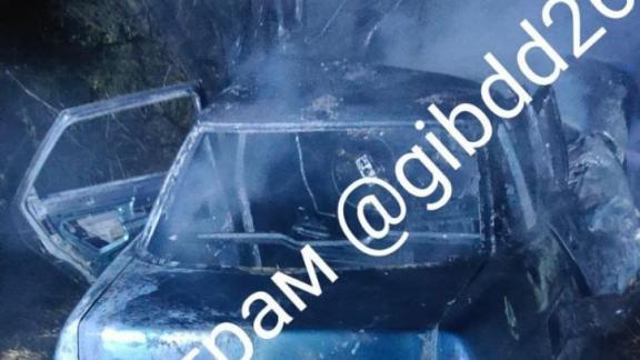 В Курском округе в ДТП сгорел автомобиль