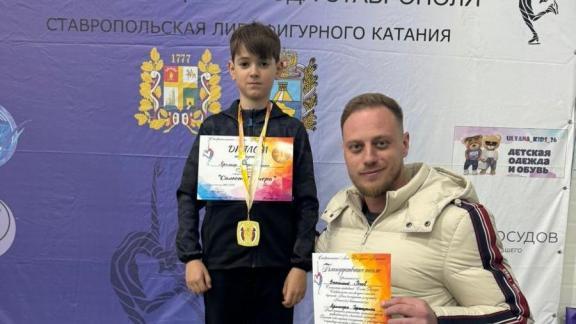 Юные хоккеисты ставропольского «Наследия» привезли медали из Краснодарского края