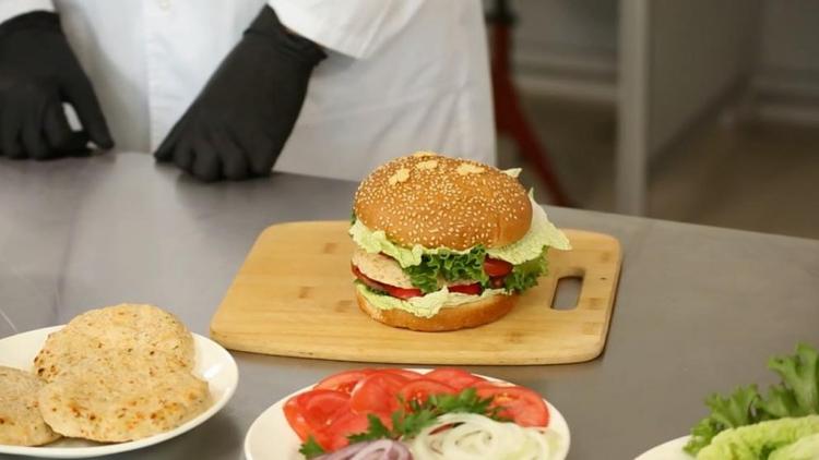 Ставропольские учёные изобрели «умный» бургер и мороженое с антиоксидантами