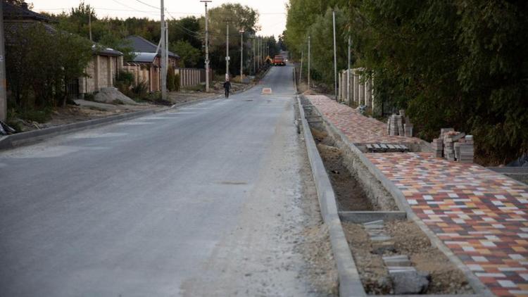 В Ставрополе реконструируют дорогу в районе бульвара Зелёная Роща