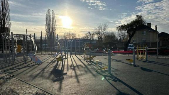 В Пятигорске обустраивают сквер с детскими и спортивными площадками