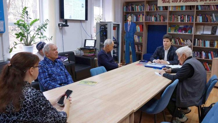 Читатели ставропольской библиотеки повышают правовую грамотность