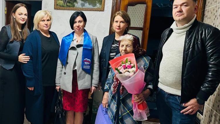 Ветеран ВОВ из Зеленокумска отметила 102-й день рождения