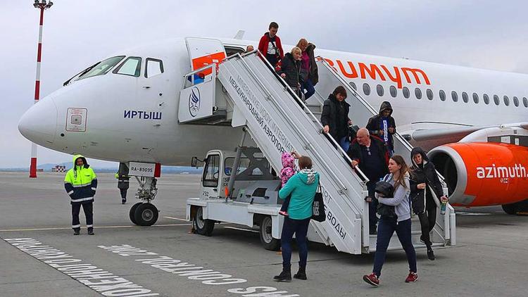 В аэропорту Минвод просят пассажиров прибывать на рейсы заранее