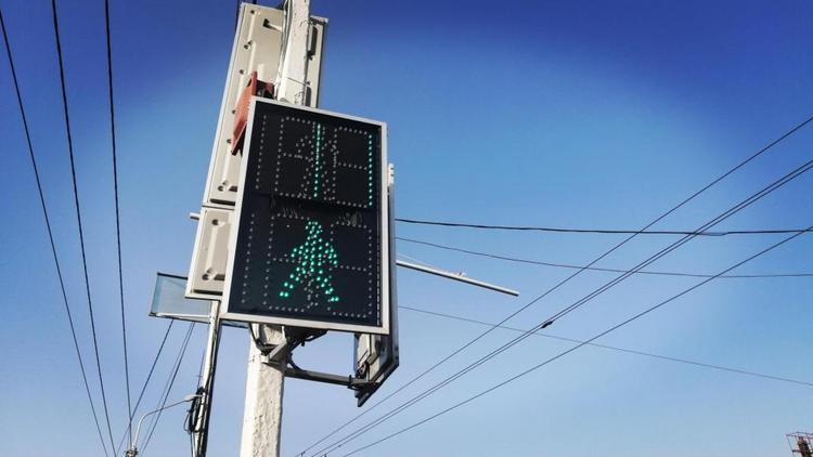 Светофоры на 4 перекрёстках в Ставрополе оснастят звуковым оповещением