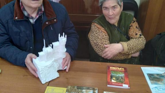 Читатели ставропольской библиотеки совершили виртуальное путешествие в Крым