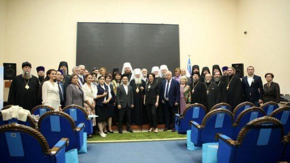 Русская православная церковь организовала в Ташкенте форум о семейных ценностях
