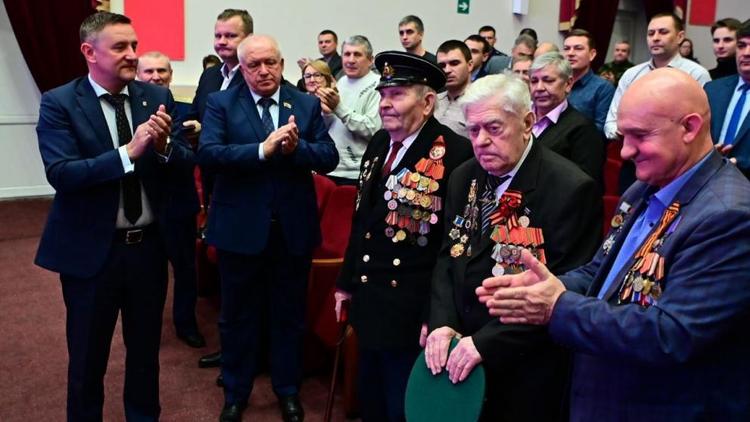 На Ставрополье с 23 Февраля поздравили ветеранов и участников СВО