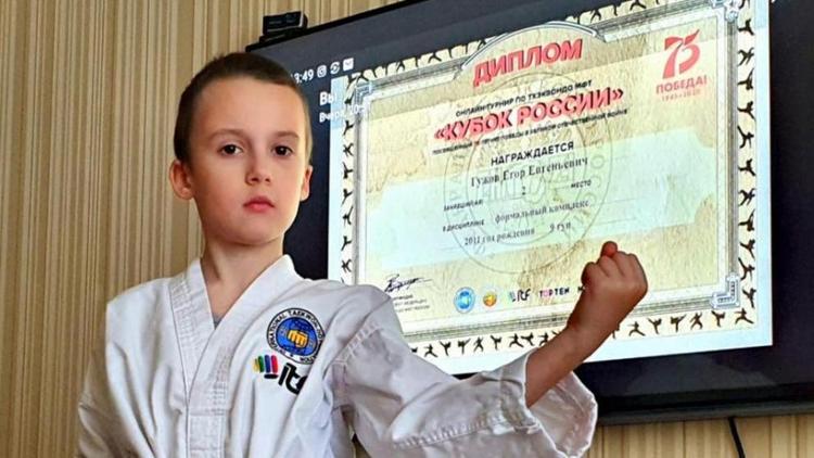 Тхэквондисты из Ставрополя онлайн завоевали 70 медалей «Кубка России»