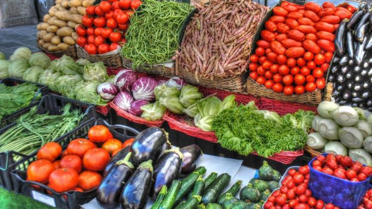 В Ставрополе в ежедневной акции «Овощи к подъезду» участвуют около 70 торговых площадок