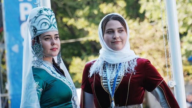 Более 350 ставропольцев участвуют в фестивале национальных культур