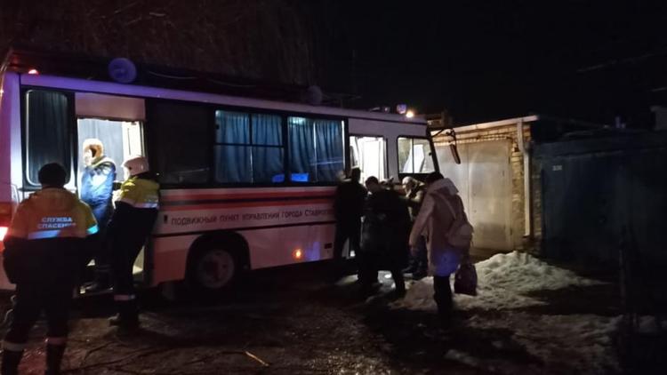 Пожар в доме на улице Багратиона в Ставрополе потушили