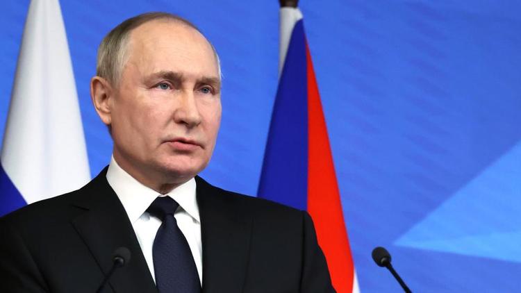 Владимир Путин: Боевые возможности наших вооруженных сил увеличиваются