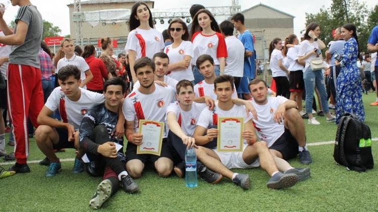 Ставрополье на спортивном фестивале в Карачаево-Черкесии представляла «Абаза»