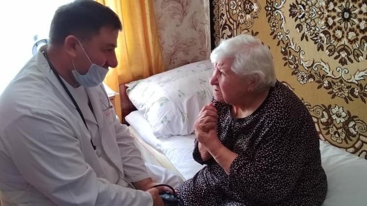 Ставропольская долгожительница прошла диспансеризацию