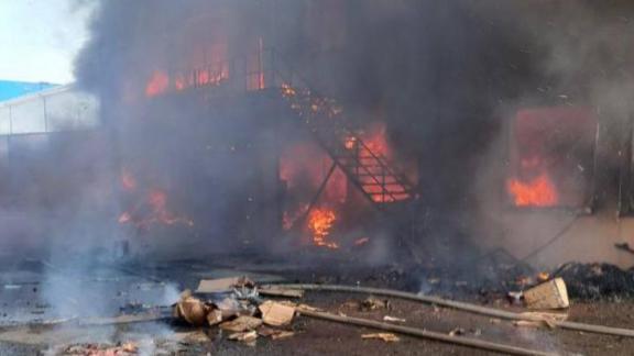 Пожар на рынке «Лира» в Пятигорске локализован на 1000 квадратных метров