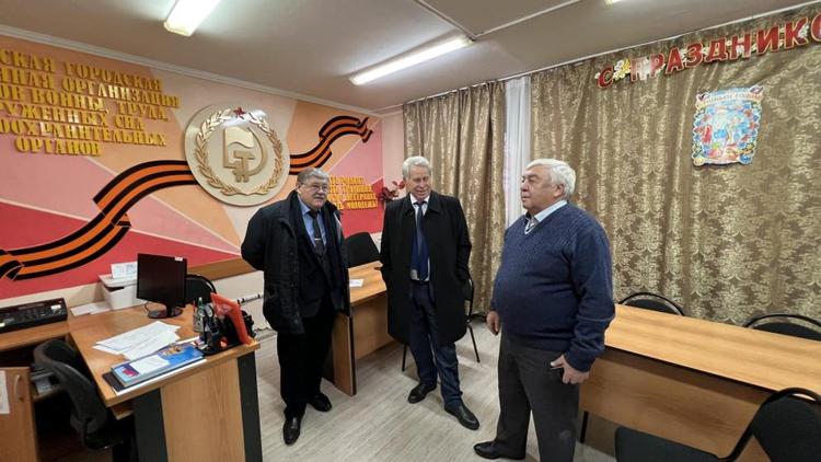 Николай Кашурин встретился с представителями Пятигорской городской общественной организации ветеранов войны
