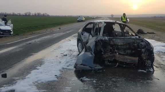 На Ставрополье водитель заживо сгорел в автомобиле после ДТП