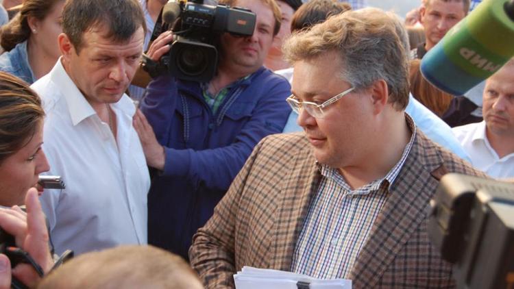 Губернатор Ставрополья ответил на вопросы жителей села Краснокумского
