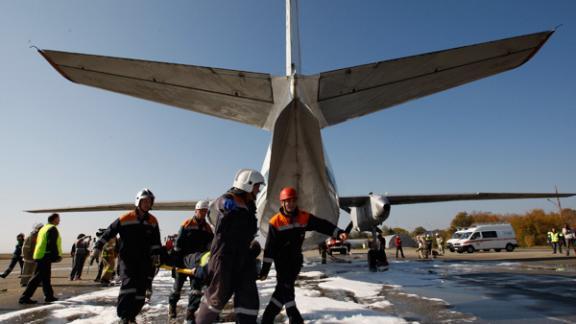 В аэропорту Ставрополя «спасали» аварийный самолет АН-24