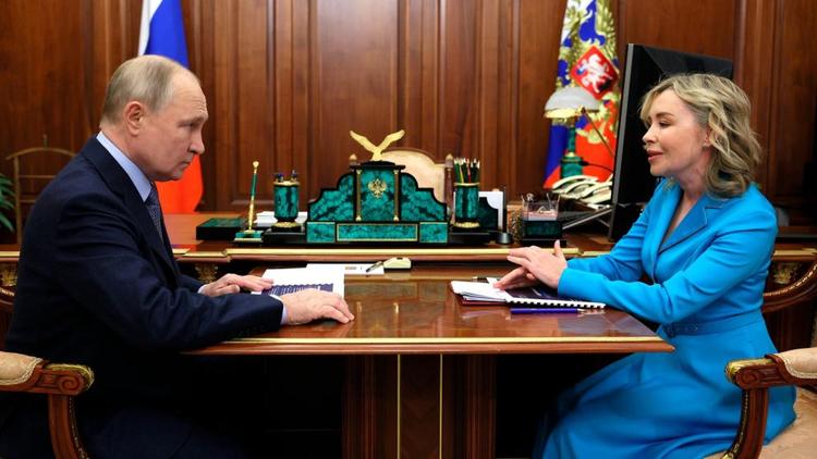 Владимир Путин провёл рабочую встречу с руководителем Федеральной службы по надзору в сфере природопользования