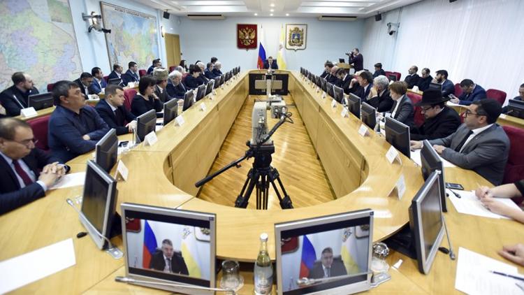 Губернатор Ставрополья провёл итоговое заседание краевого совета по вопросам межэтнических отношений